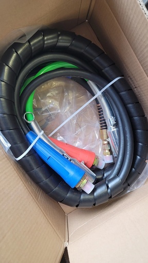 review-ed26312eaf-1.jpg