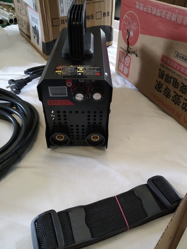 review-704ebcb677-2.jpg