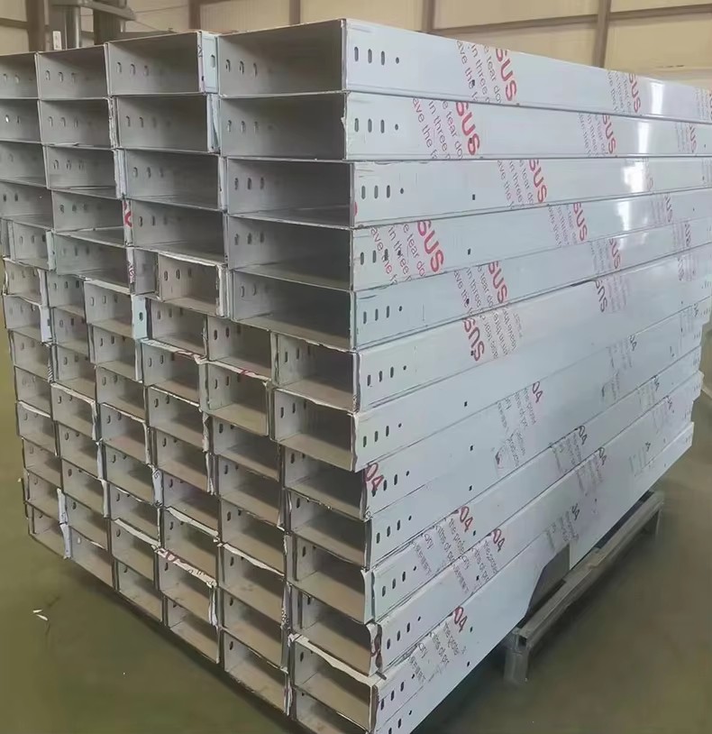 Wholesale SHEN LIAN 304 Stainless Steel Cable Tray with Partition Plate Customizable Load & 1-2mm Cable Capacity