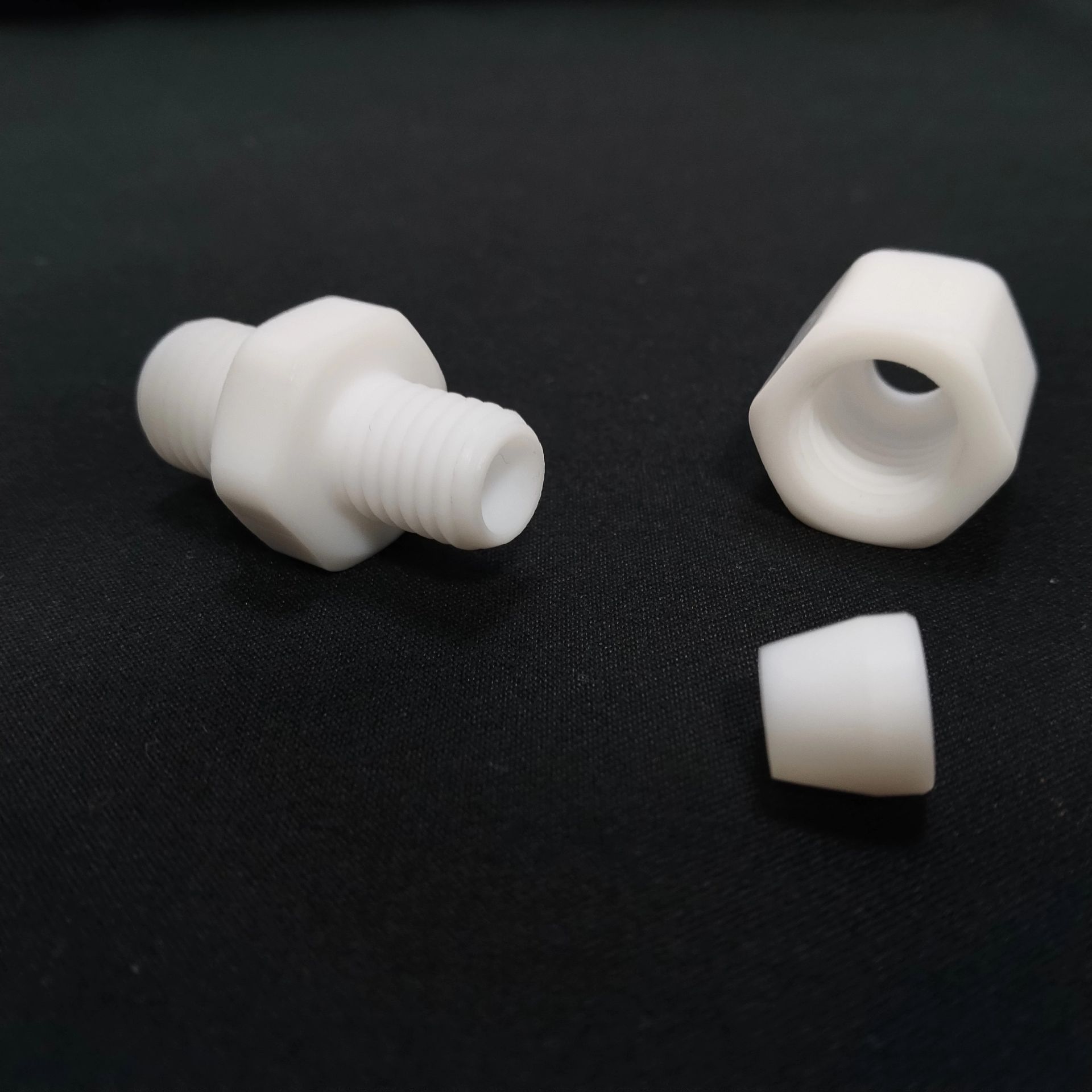 Chemical Resistant PTFE Male Connector 1/2" NPT x 8mm OD Tube High Quality PTFE Fitting