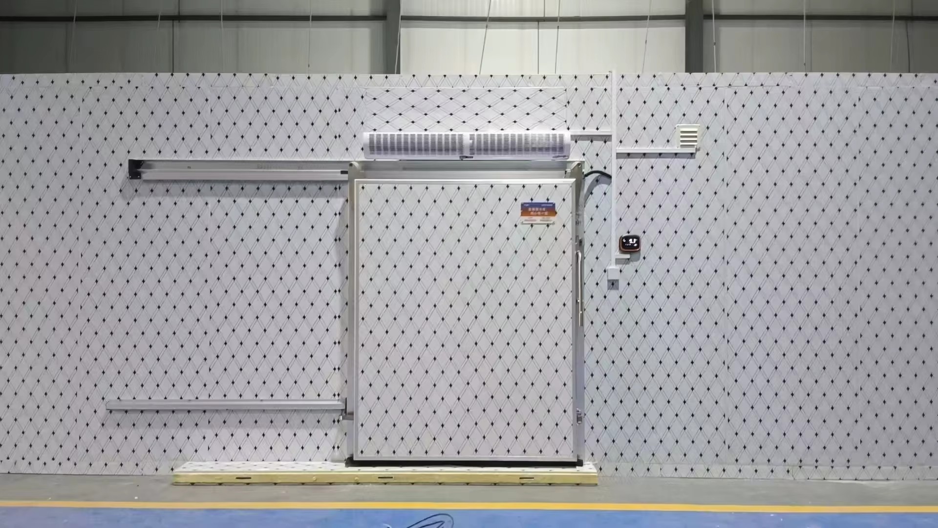 Versatile Custom Cold Room for Fresh Fruit Vegetable Frozen Meat Seafood Commercial Storage Business
