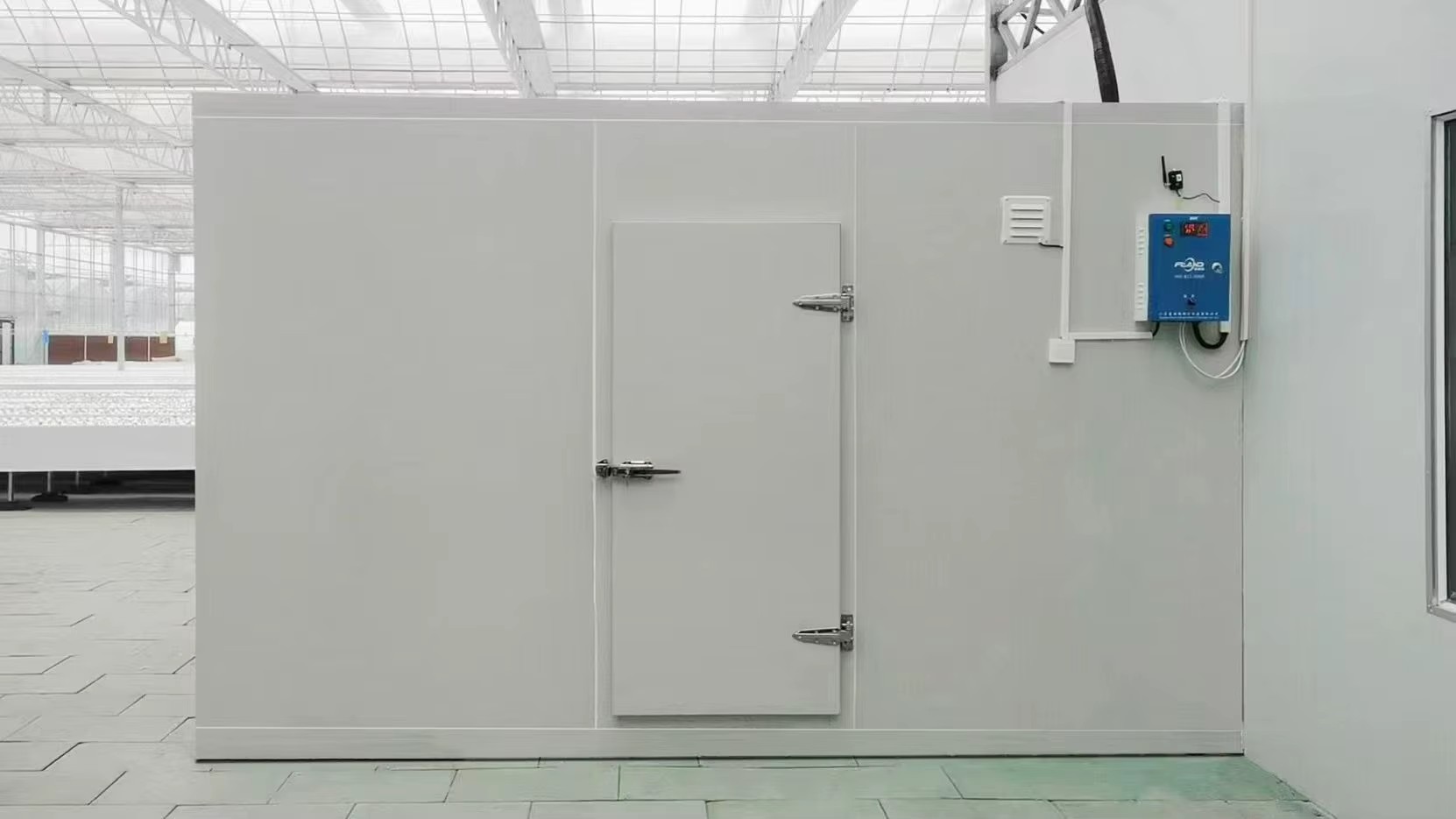 Factory Cold Storage Room Equipped with Branded Emerson Bitzer Compressor Custom Panel Thickness and Refrigeration Mode