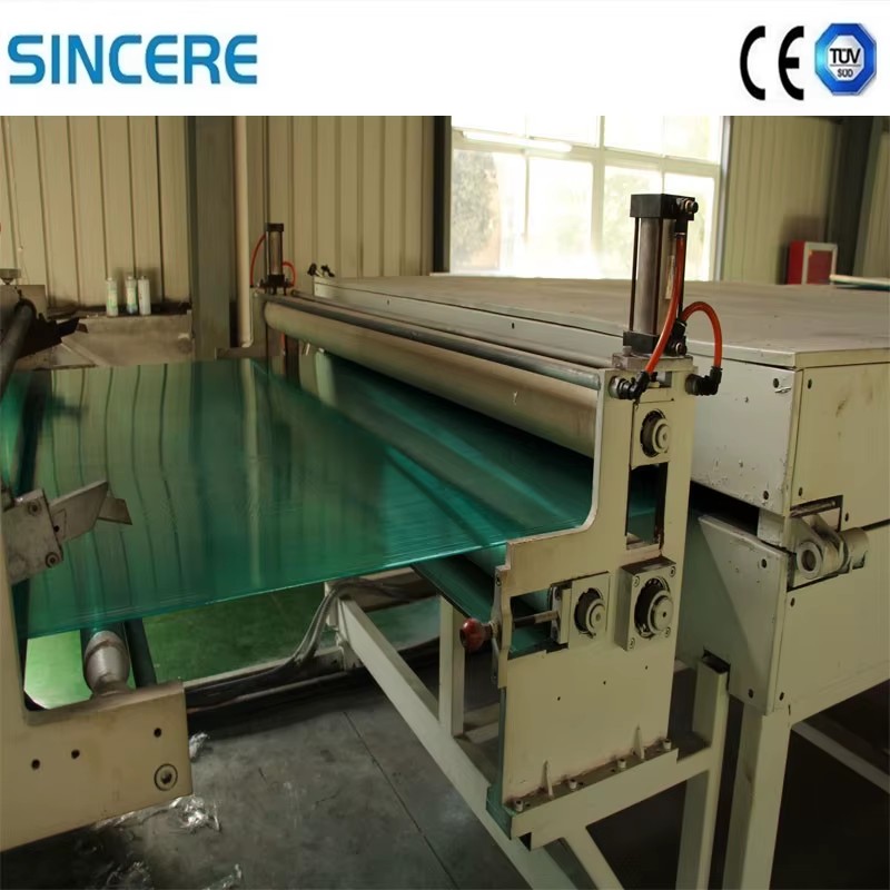 Manufacturing Equipment for PC/polycarbonate Hollow Wall Panels Used in Garages and Sheds