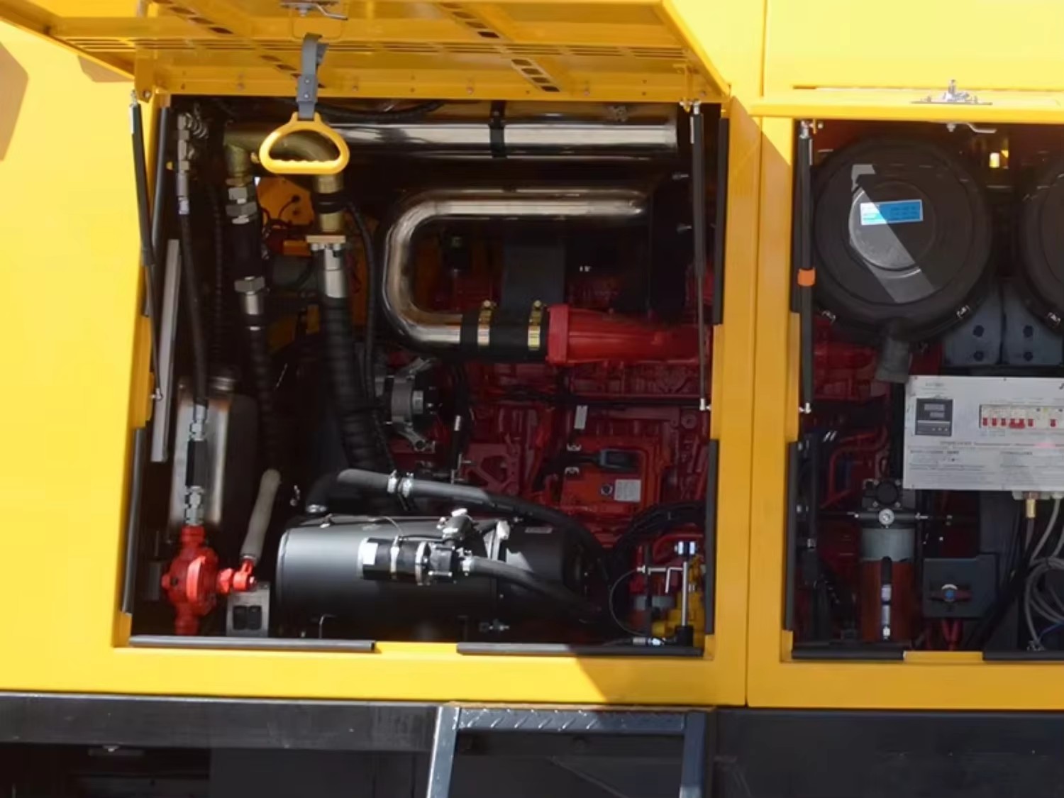High Safety Level Deep Diesel Hydraulic Borehole Drilling Rigs 165-235mm Drill Diameter Mining Drilling Rig Machines 30m Depth