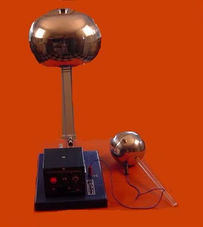 CROWN Electric Stainless Steel Van De Graaff Generator (Model CPE-771) Delhi Physics Lab Supplies Science Education Research OEM