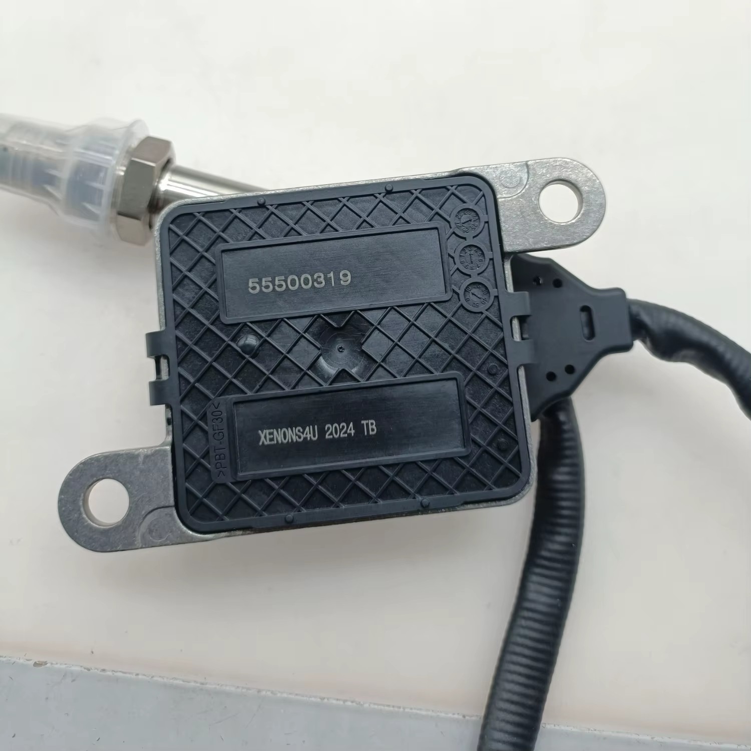 Heavy Duty TB Nox Sensor WG1034121234 for Sinotruk C7H MAX Diesel Engine Nox Monitor 12 Months Warranty