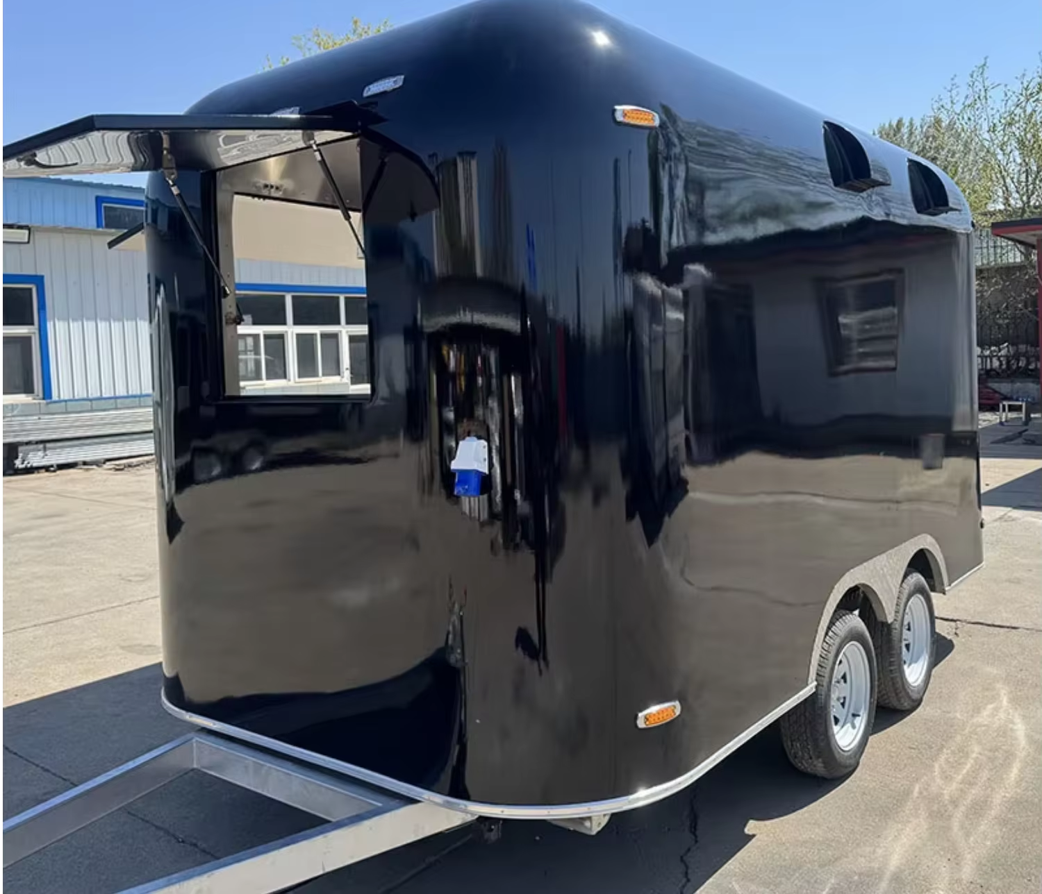 2025 Newest Stainless Steel Food Van with Multi-functional Kitchen