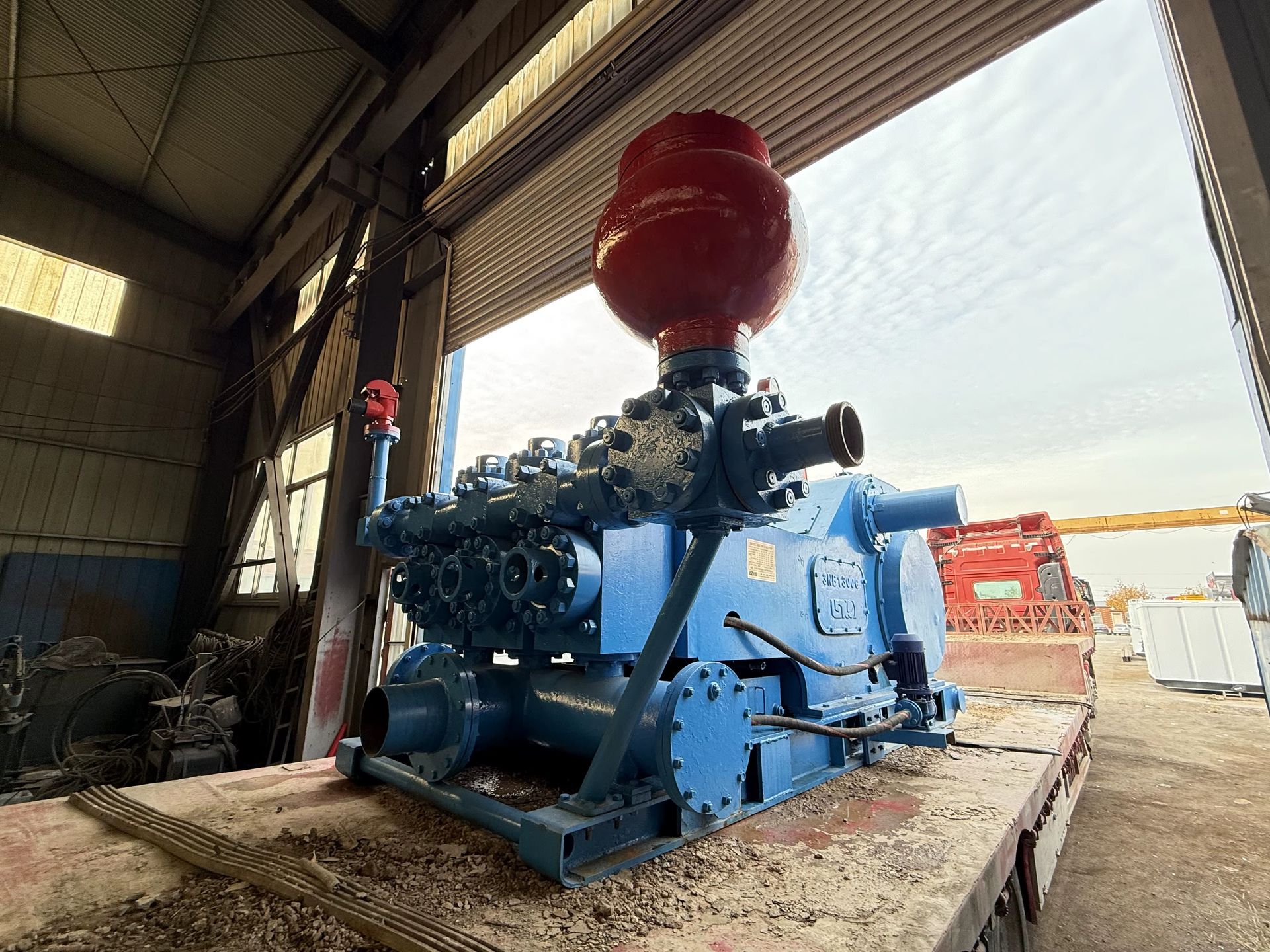 Custom Q235 Steel Mud Tank, Drilling Fluid Storage Tank for Oilfield Drilling Mud Circulation & Solid Control System