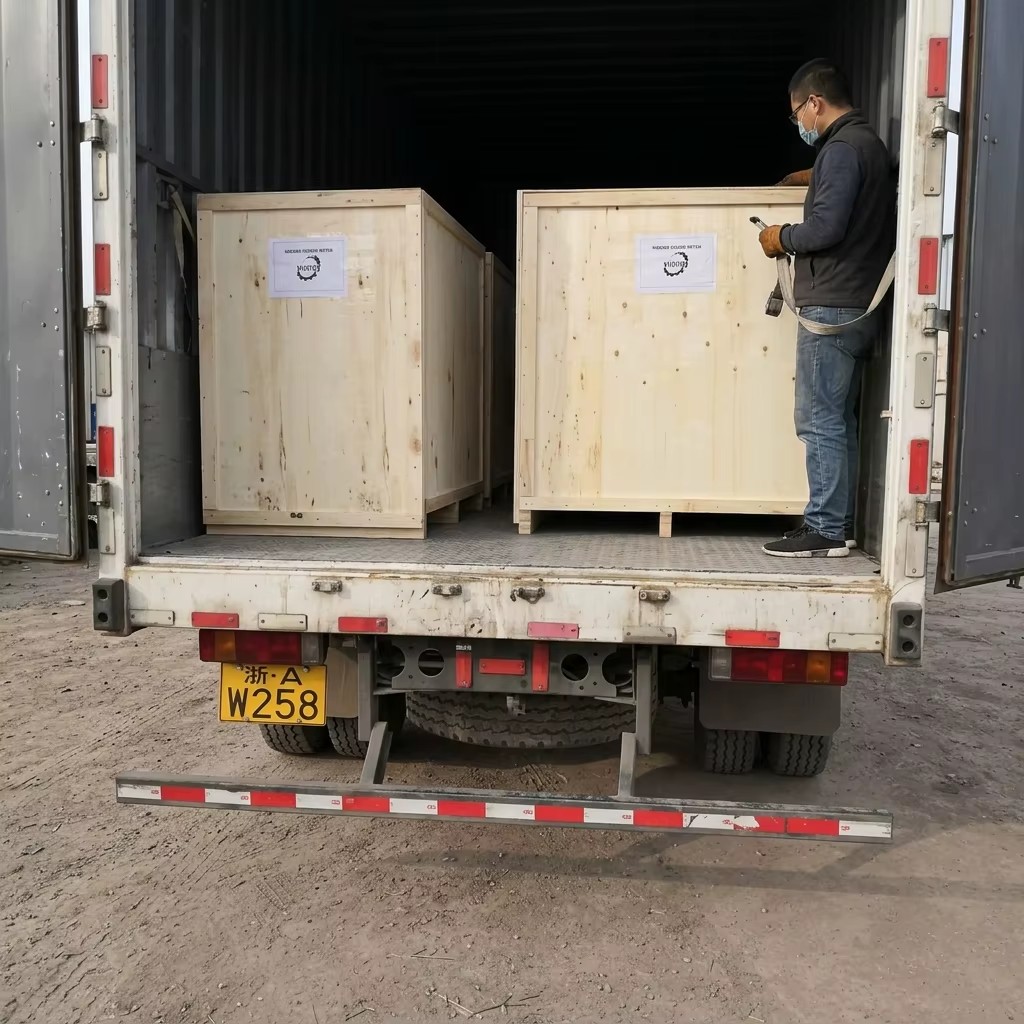New API Skid-Mounted Mud Tank Steel With Agitator Large Capacity for Oil Drilling Solids Control