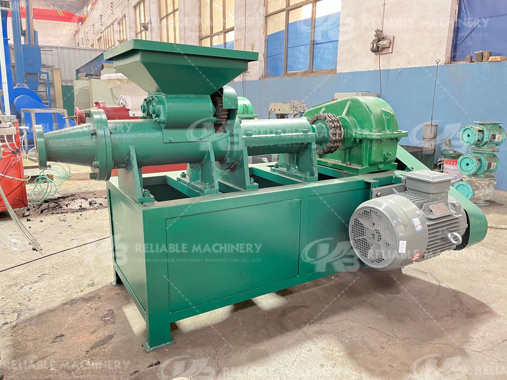 High Output Coconut Shell Charcoal Briquette Making With Cutting Machine Line Charcoal Coal Stick Extruding Machine
