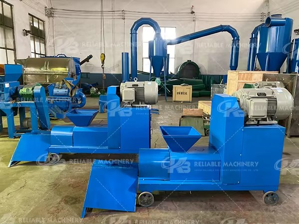 Rice Husk Wood Charcoal Sawdust Briquette Extruder Press Making Machine for Barbeque