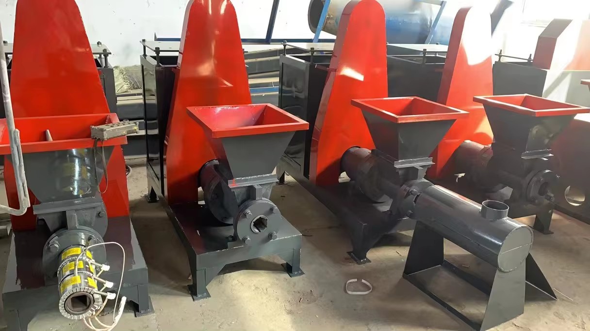 2026 Factory-Direct Hot Seller: Eco-friendly, Energy-saving Briquette Machine for Sawdust and Rice Husks (Additive-Free)