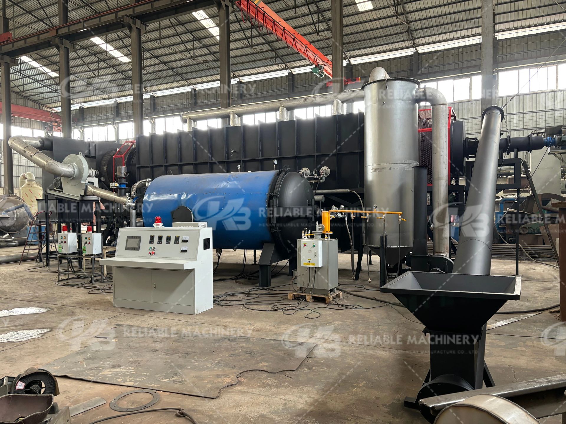 Smokeless Biomass Carbonization Plant for Wood Chips Sawdust Industrial Grade Charcoal Briquette Carbonization Stove