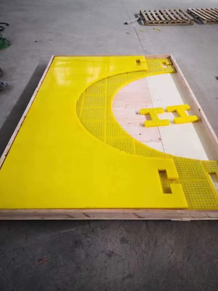 Studded Drilling Rig Floor Mat Rubber for Offshore Platform Rotary Table Anti-slip Professional OEM Vendor Polyurethane Cutting