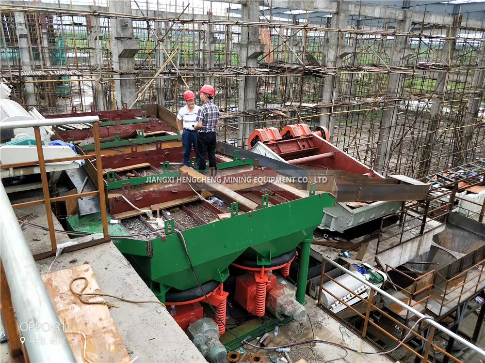Jiangxi Gravity Separator High Capacity 380V High Rigidity Mining Machine for Sale