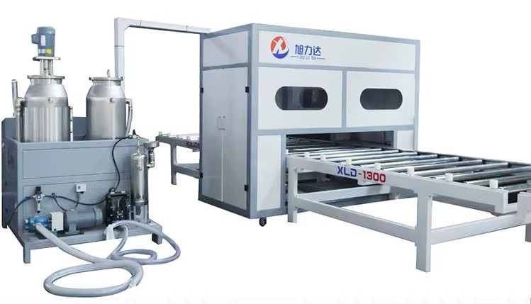 Efficient Intelligent Glue Applicator for SIP Sandwich Panel Tooling Honeycomb Panel for House Automatic Glue Spreading Machine