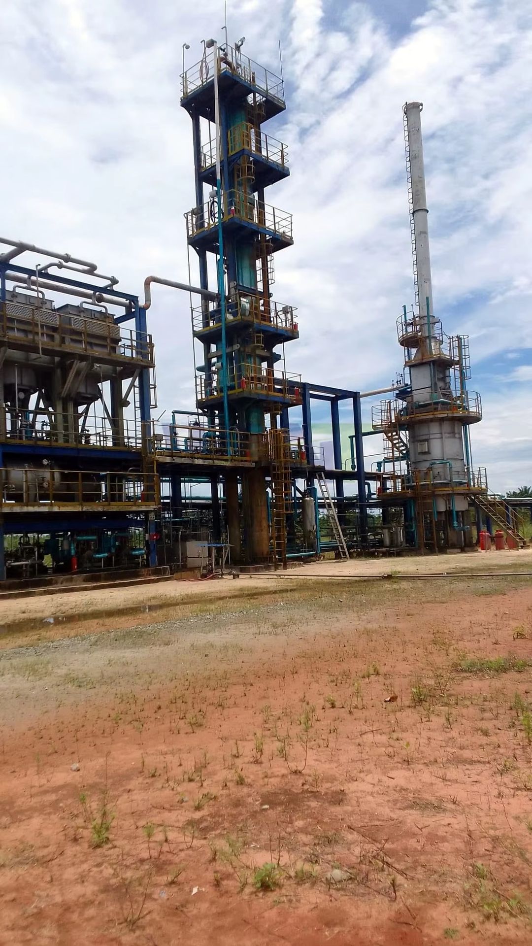 Advanced Professional Crude Oil Refinery to Produce Gasoline diesel Fuel Oil Naphtha Distillation Equipment