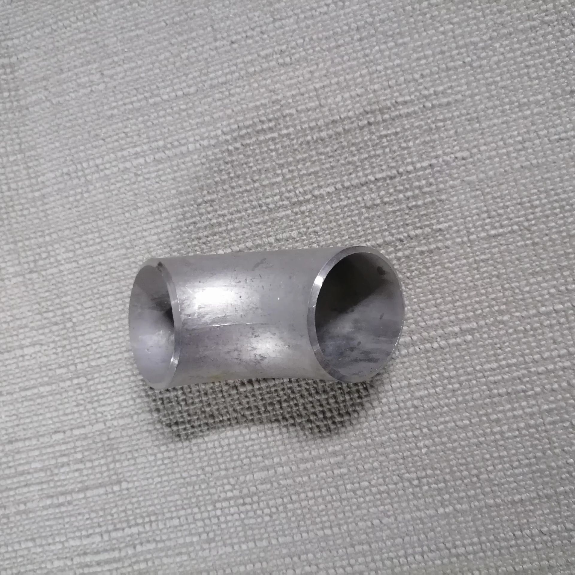 Wholesaler Price JVGUO Brand Gr1 Titanium 90 Degree Elbow Pipe Fittings Cutting Welding Bending for Petroleum Equipment AMSE