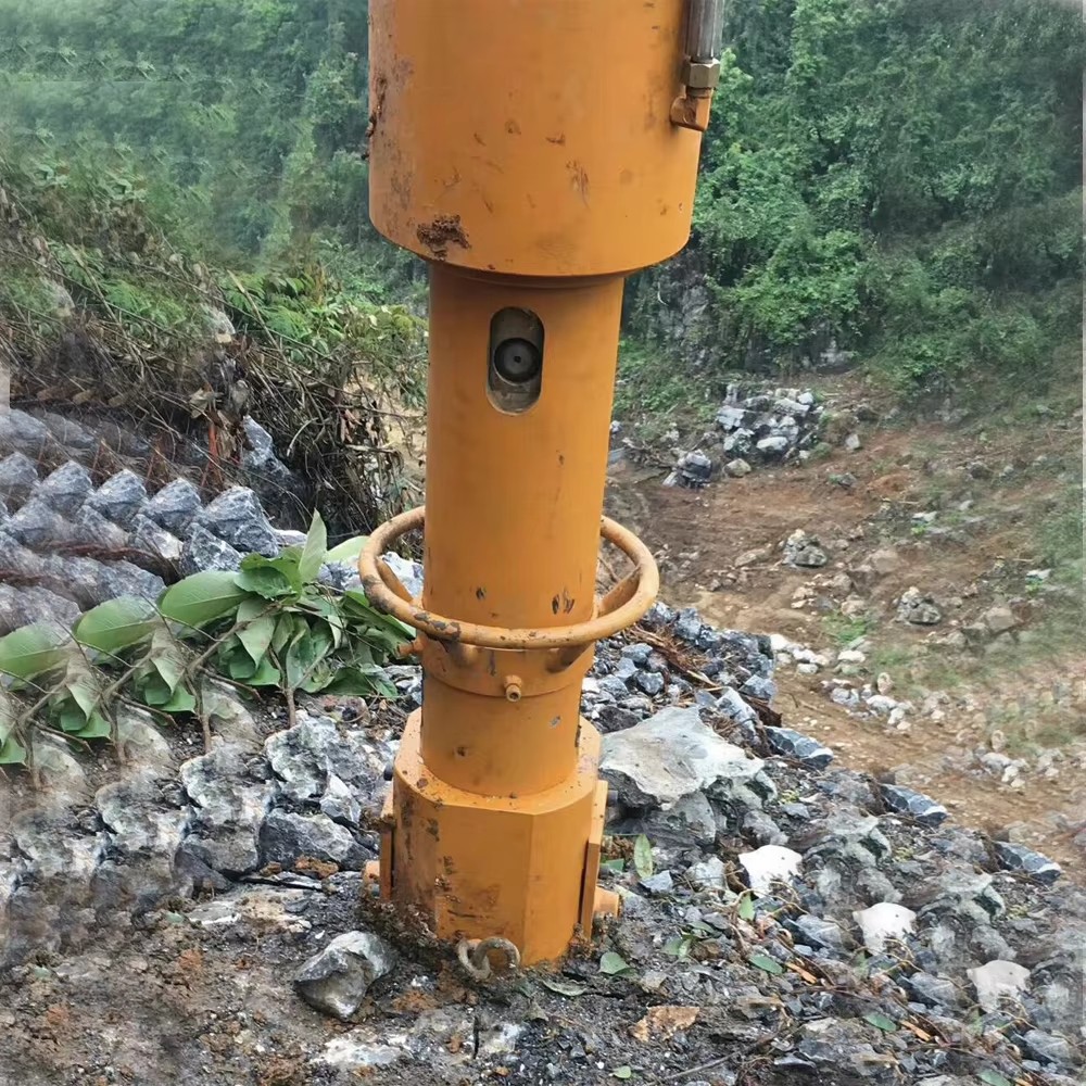 Excavator Driven Hydraulic Rock Splitting Machine