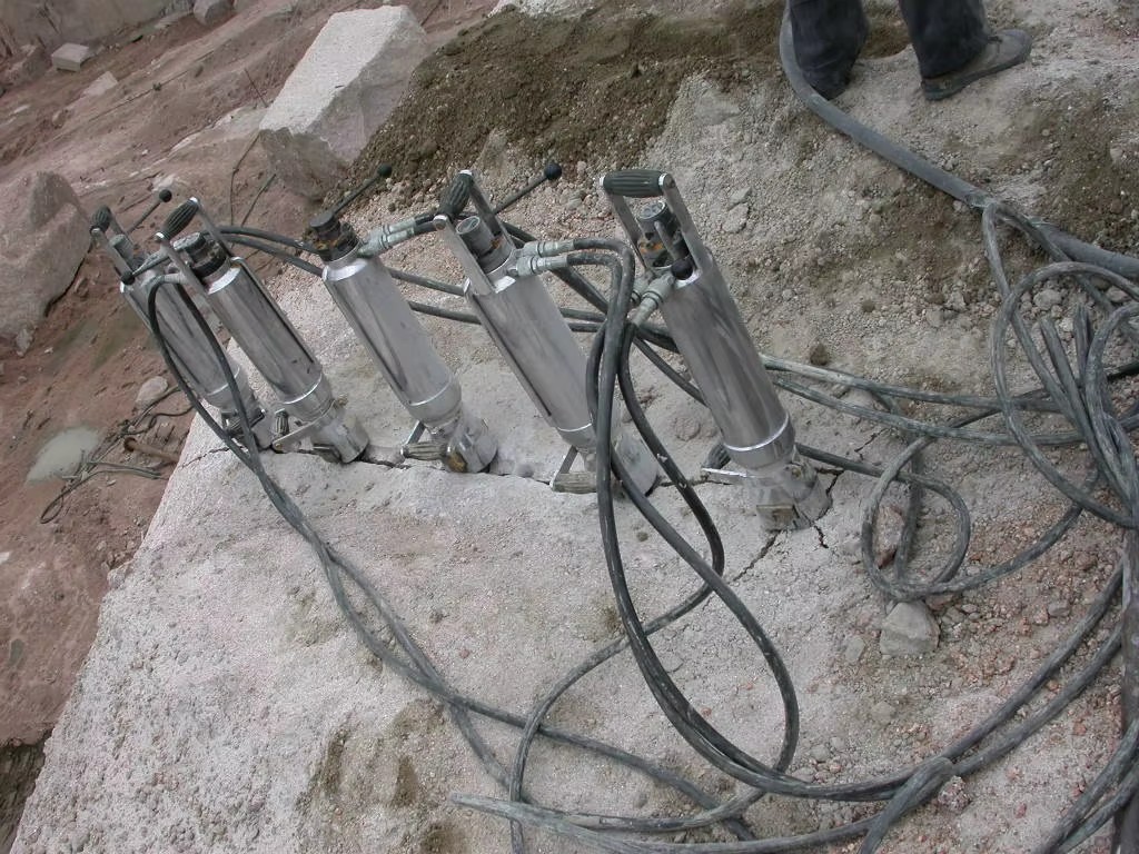 HSG90 Handheld Hydraulic Concrete Rock Splitter