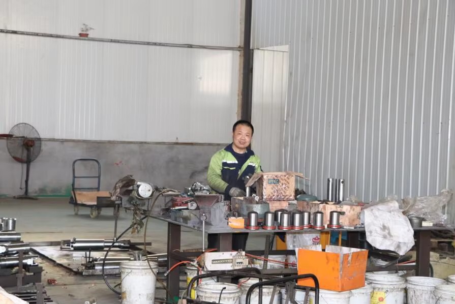 Hydraulic Stone Splitting Machine Rock Splitter for Sale