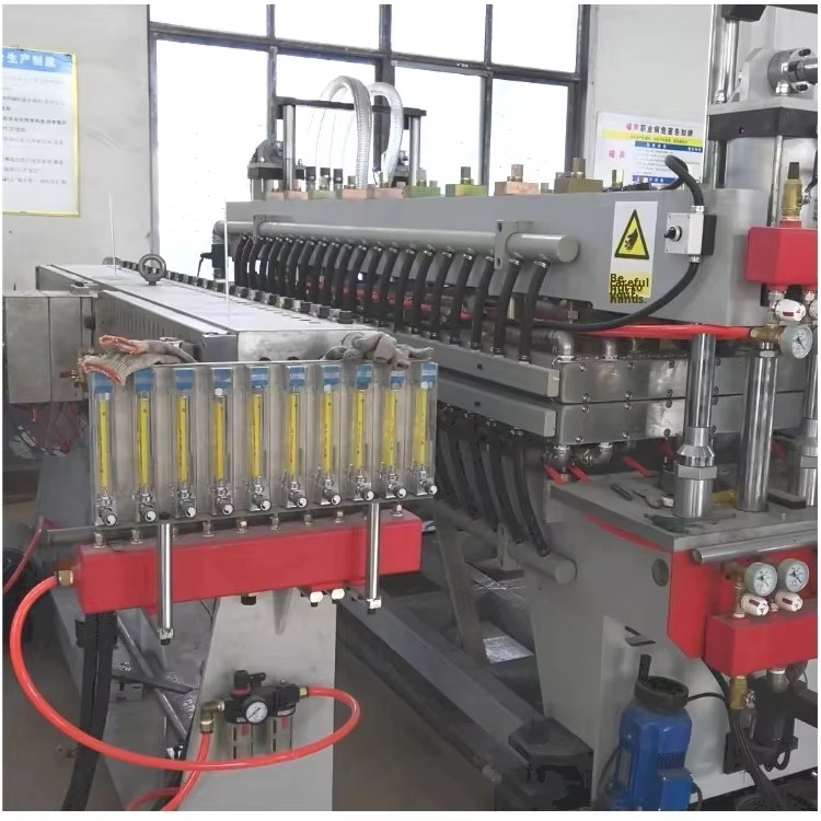 Energy-Saving Plastic Machinery Efficient Environmental Protection Extrusion