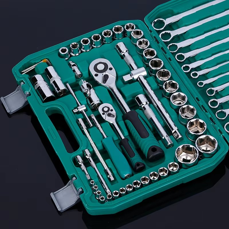 61-Piece Dual-Purpose Auto Repair Chrome Vanadium Steel Cordless Socket Ratchet Wrench Tool Set with Hard Case