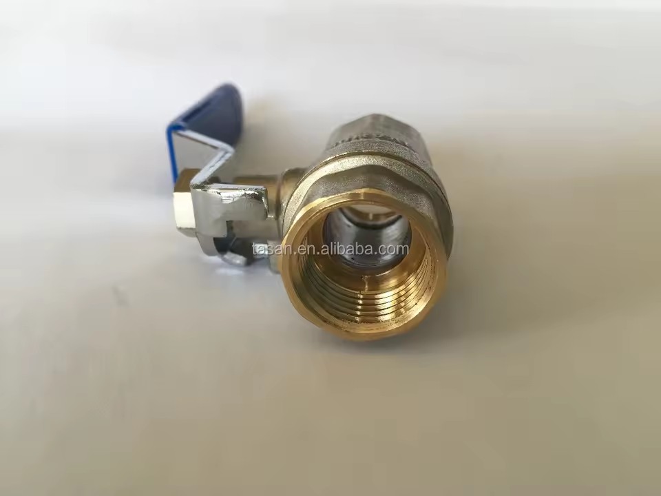 Product Importer Gallery 01 · 5beda32e4a