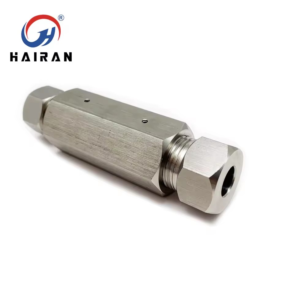 Product Importer Gallery 04 · b195944838