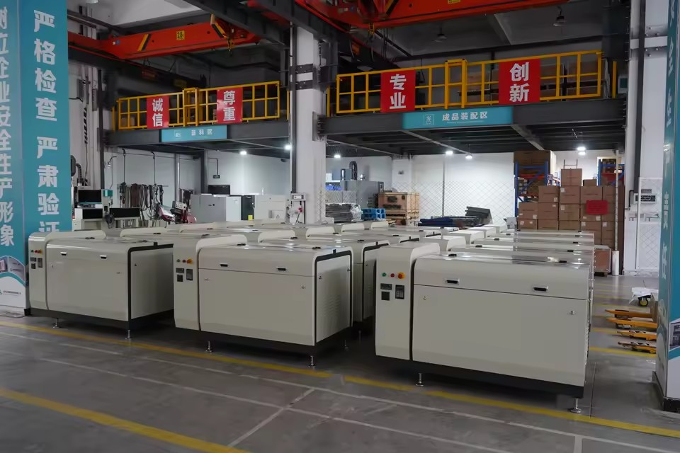 Product Importer Gallery 03 · 4dde8d0563