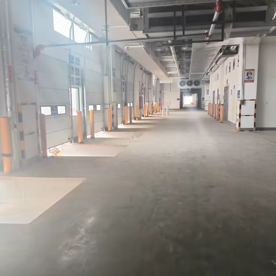 Product Importer Gallery 04 · 5aa22e6256