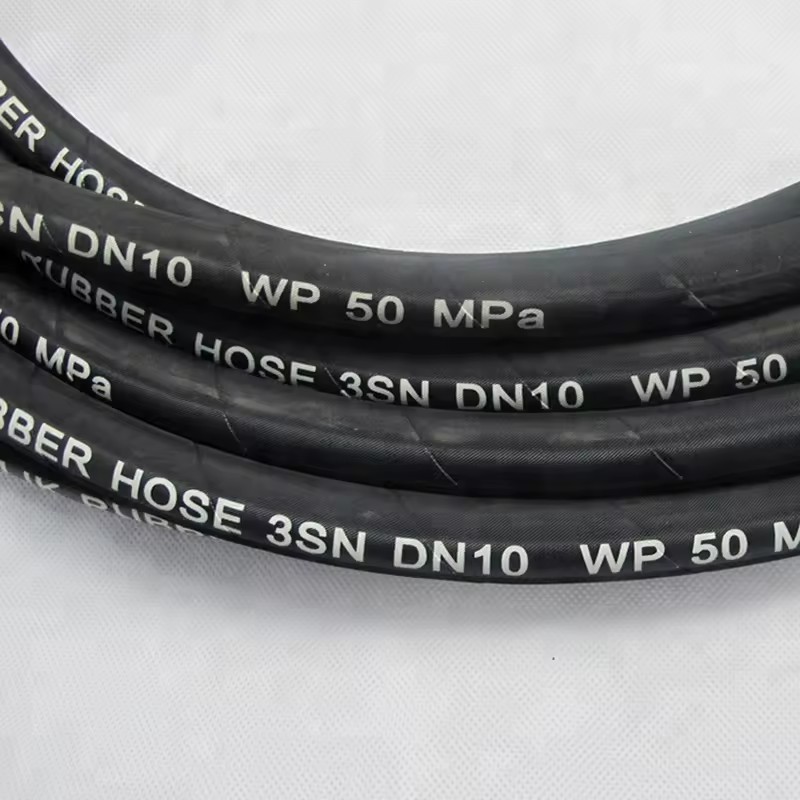 Two-Layer Braided Steel Wire SAE 100 R2 EN853 2SN Industrial Hydraulic Hose Synthetic Rubber High Pressure Custom Cutting