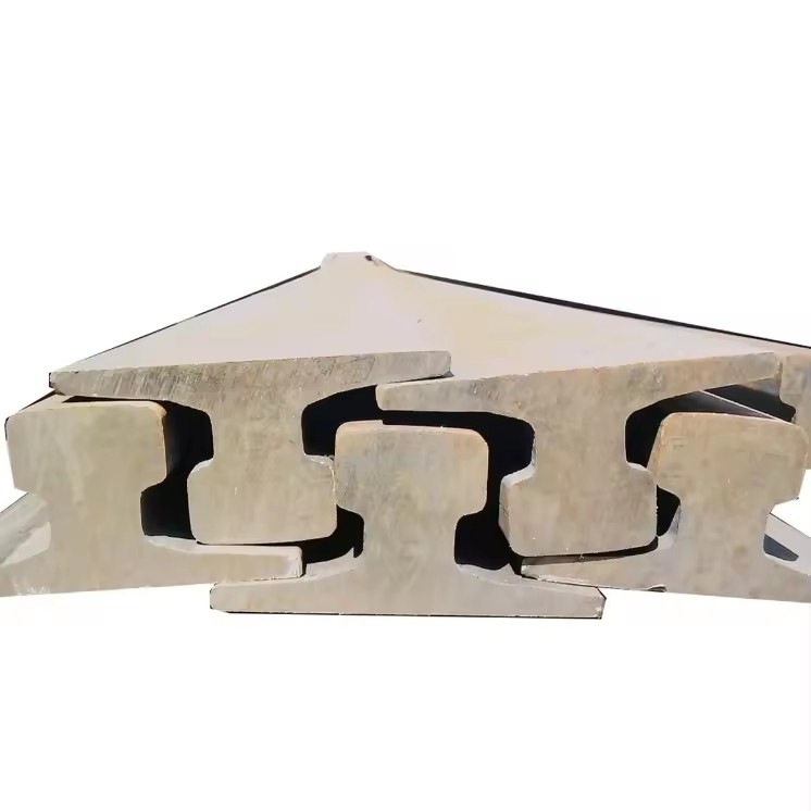 Heavy Crane Rail JIS GB DIN Standard Steel Rail Railroad Mainline Building Railway CR73 CR100 Rail Railway Track