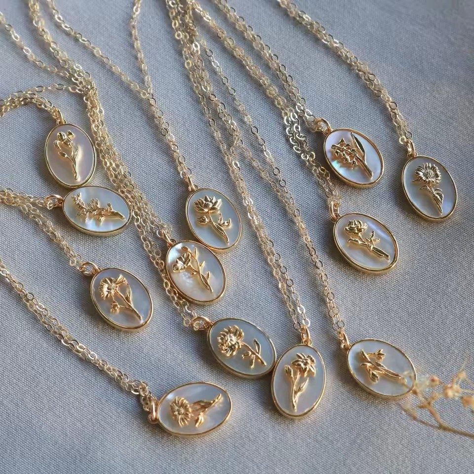 Vintage Twelve-month Flower Birthstone Necklace Three-dimensional Flower Oval Pendant Flower Pendant Collarbone Chain