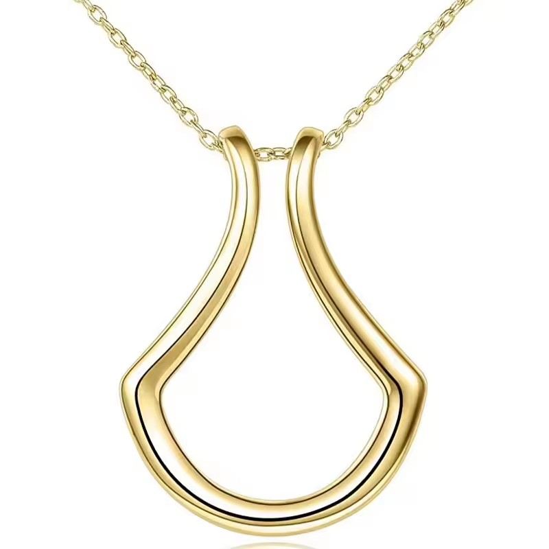 Fashion New Creative Stainless Steel Simple U-shaped Ring Holder Necklace Protective Pendant Gift for Wife and Girlfriend