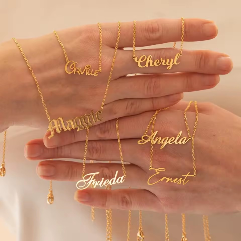 Best Quality New Design Trendy Women's Stainless Steel Gold Plated Link Custom Personalized Name Letter Initial Charm