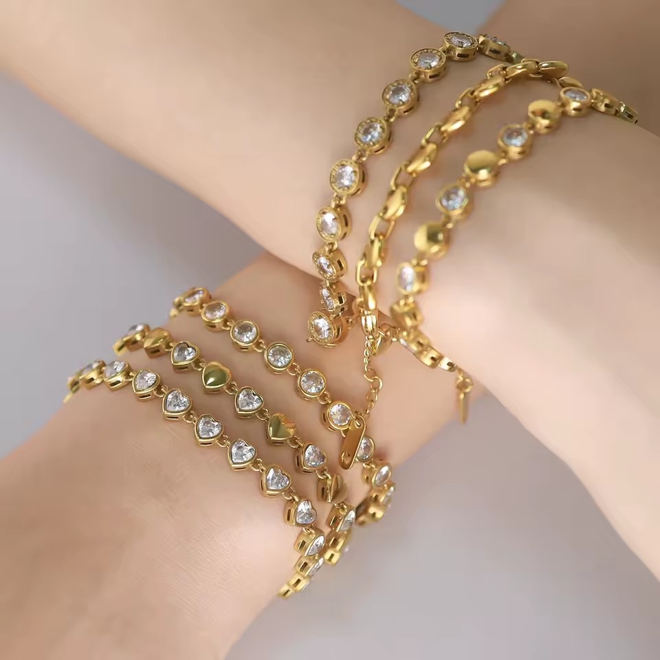 Tennis Chain Bracelet Stainless Steel Bracelet Plated 18K Gold Heart-Shaped Zircon Bracelet for Women