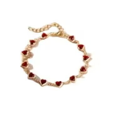 New Trendy Red Peach Heart Charm Bracelet for Women Cute Gift Jewelry with Gold Plated Alloy Minimalist Luxury Design
