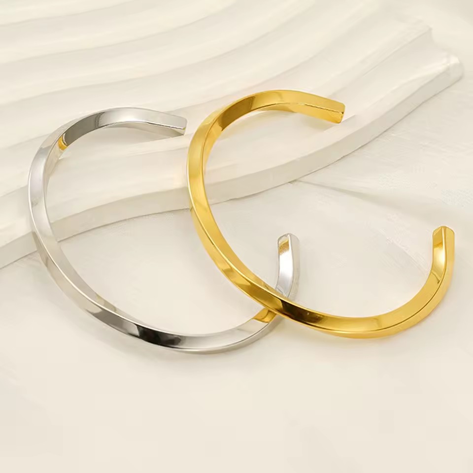 Twisted Open-ended Bangle Women Trendy Elegant Gifts Dainty Jewelry 18K Gold Plated Stackable Stainless Steel Cuff Bracelets