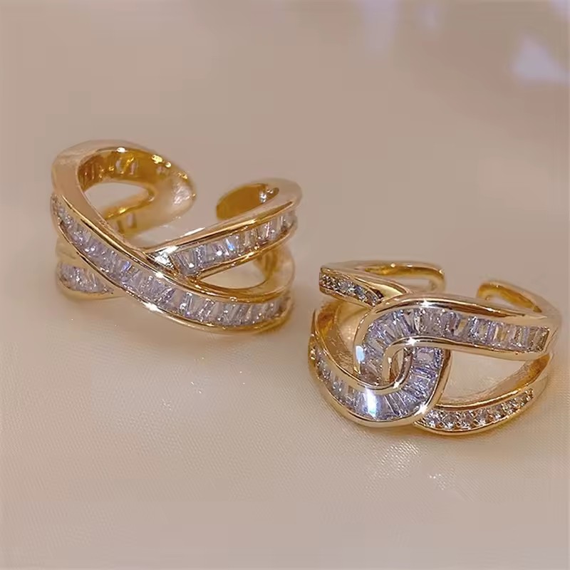 Wholesale New Exquisite Gold Plated Copper Rings with Zircon Fashionable Elegant Geometric Cocktail Rings for Women's Daily Use