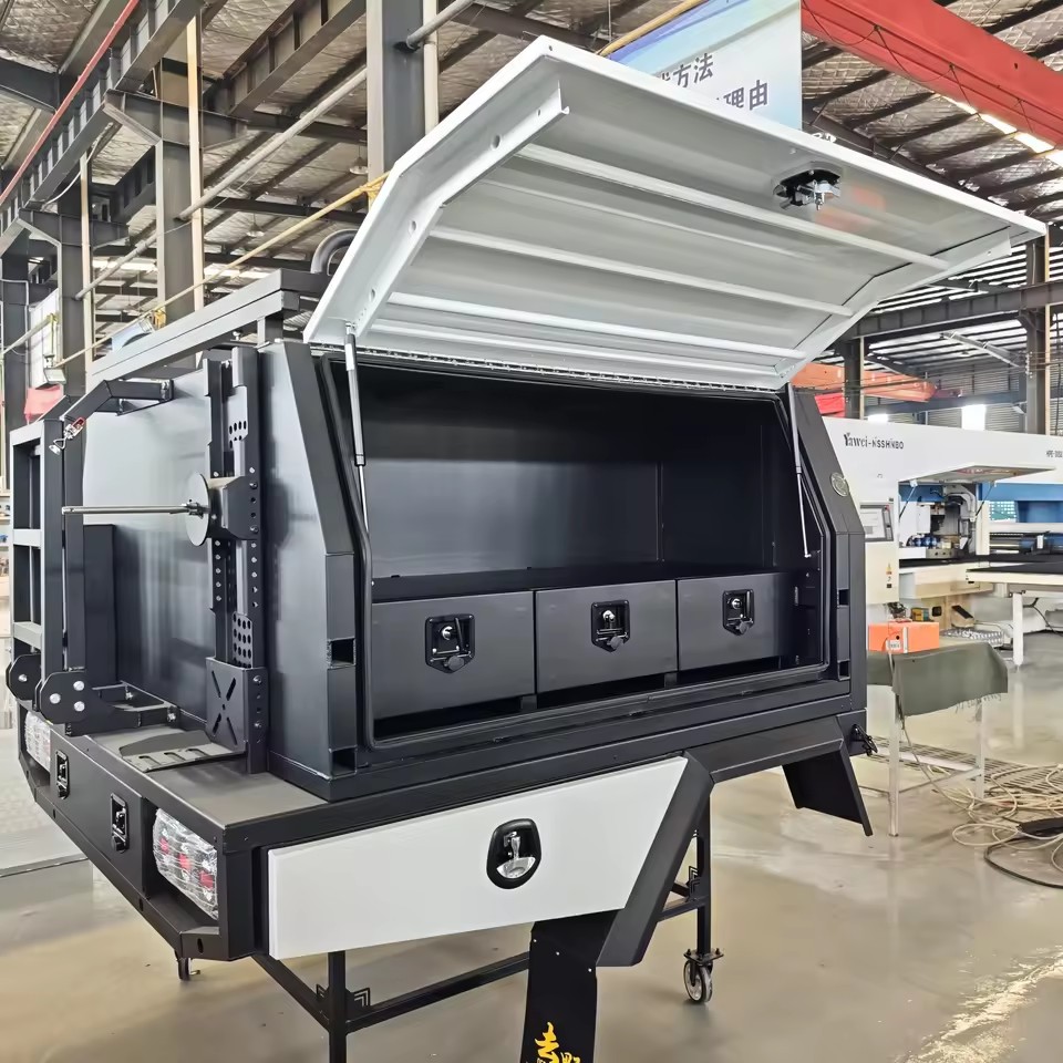 Universal Aluminum Ute Toolbox for Pickup Truck, Trailer & Work Use