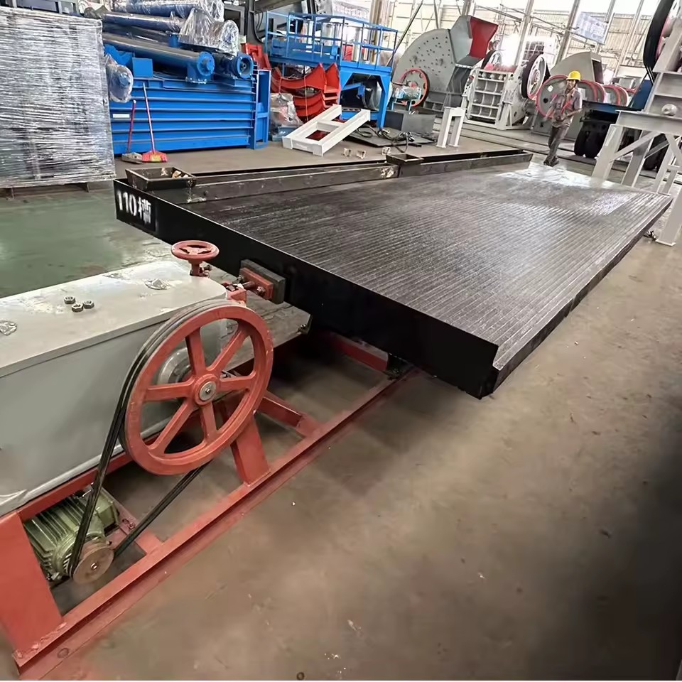 Factory High Recovery Gold Gravity Separation Shaking Table for Mineral Processing Equipment