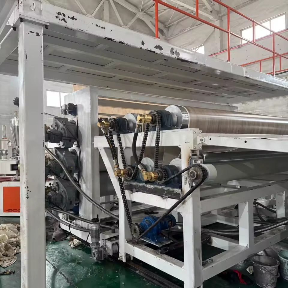 Best Selling High Performance Automatic PLC Control SPC Vinyl Plank Flooring Production Extruder Plant PVC Floor Sheet Machine