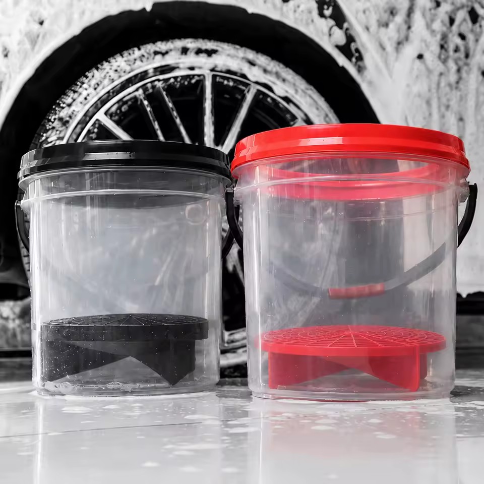 Best Car Cleaning Tool Kit 18L Bucket Rolling Bucket Dolly Grit Guard Sealed Lid Car Wash Bucket Kit