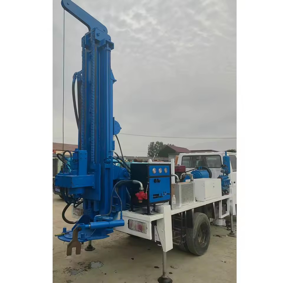 All New Brand 75 KW Isuzu Diesel Engine BW320 Mud Pump 200m Truck-Mounted Drilling Rig Water Well Drilling Rig