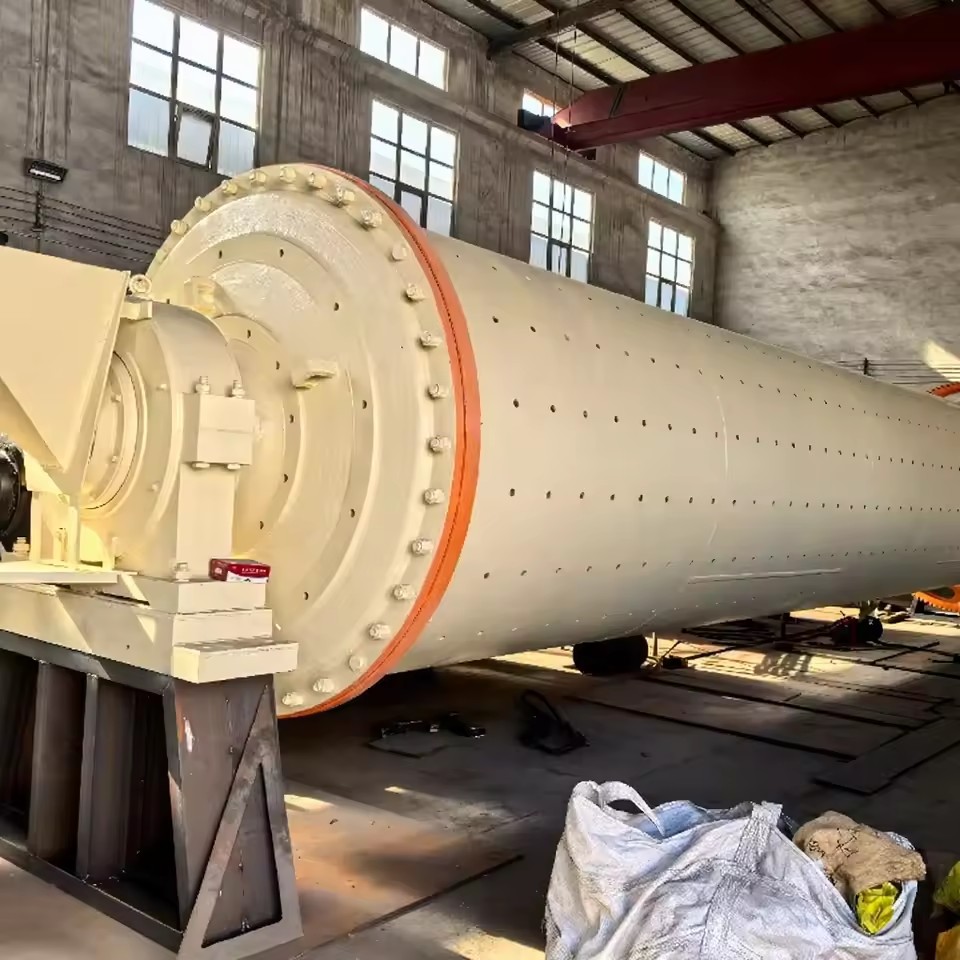 20micorn Small Drum Heavy Diesel Ball Mill Grinding Machine 8tph Vertical Gold Ball Mining Equipment for Diamond