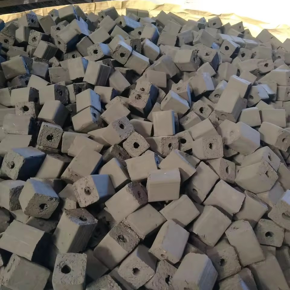 High Quality Hexagonal Machine-Made Charcoal Briquettes with 6500J Calory and 19.33% Ash Content for Barbecue (BBQ)
