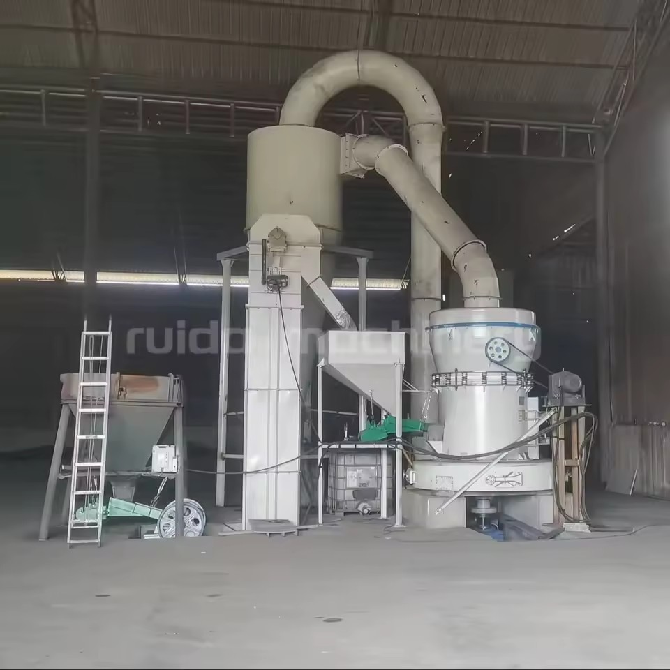 's Hot Selling Mining Equipment Raymond Grinding Mill Machine Production Line