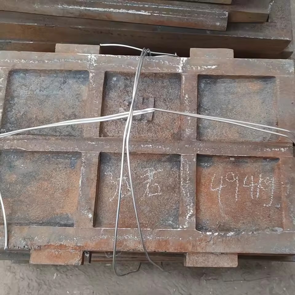 Factory Direct Supply High Manganese Steel Fixed Jaw Plates Tooth Plates Coal Mining Crusher Casting High Performance High