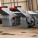 High Capacity diesel Hammer Crusher with Bearing Moving Jaws and Screening Unit for Mining Quarries